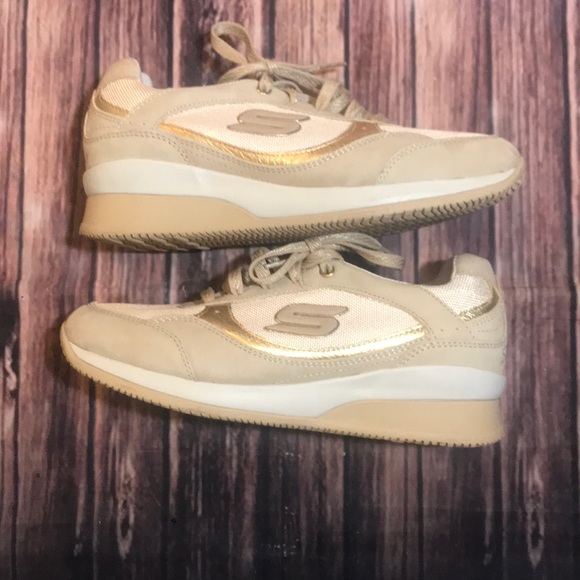 ladies gold tennis shoes